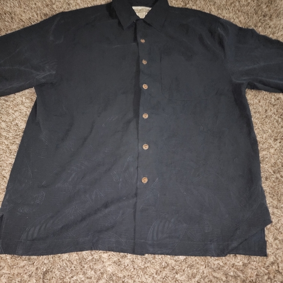 Men's Floral Hawaiian Button up - Picture 2 of 12